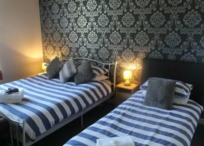 The Vale Apart Hotel
